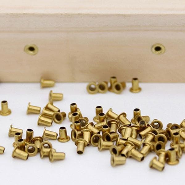 Bee Frame Eyelets