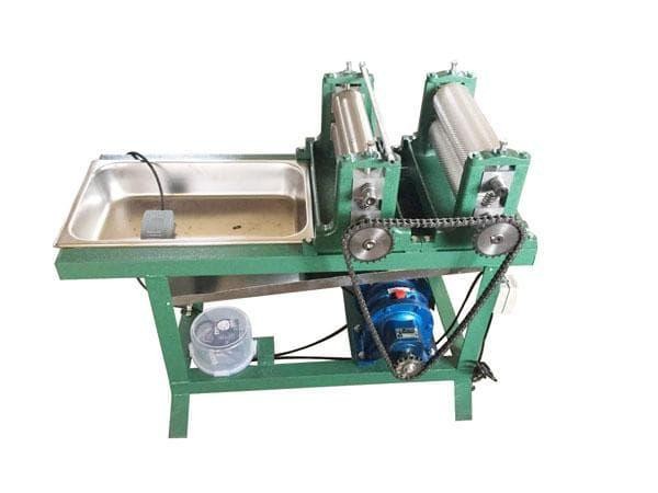 Beeswax Flattening And Embossing Machine